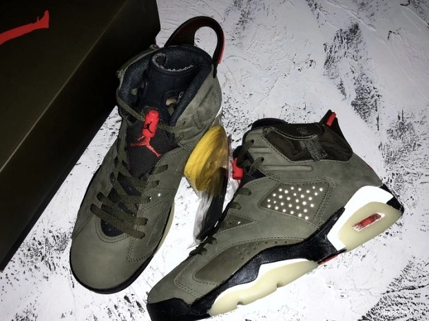Scott Jordan Medium Travis CN1084-200 6 Olive Air x 0703